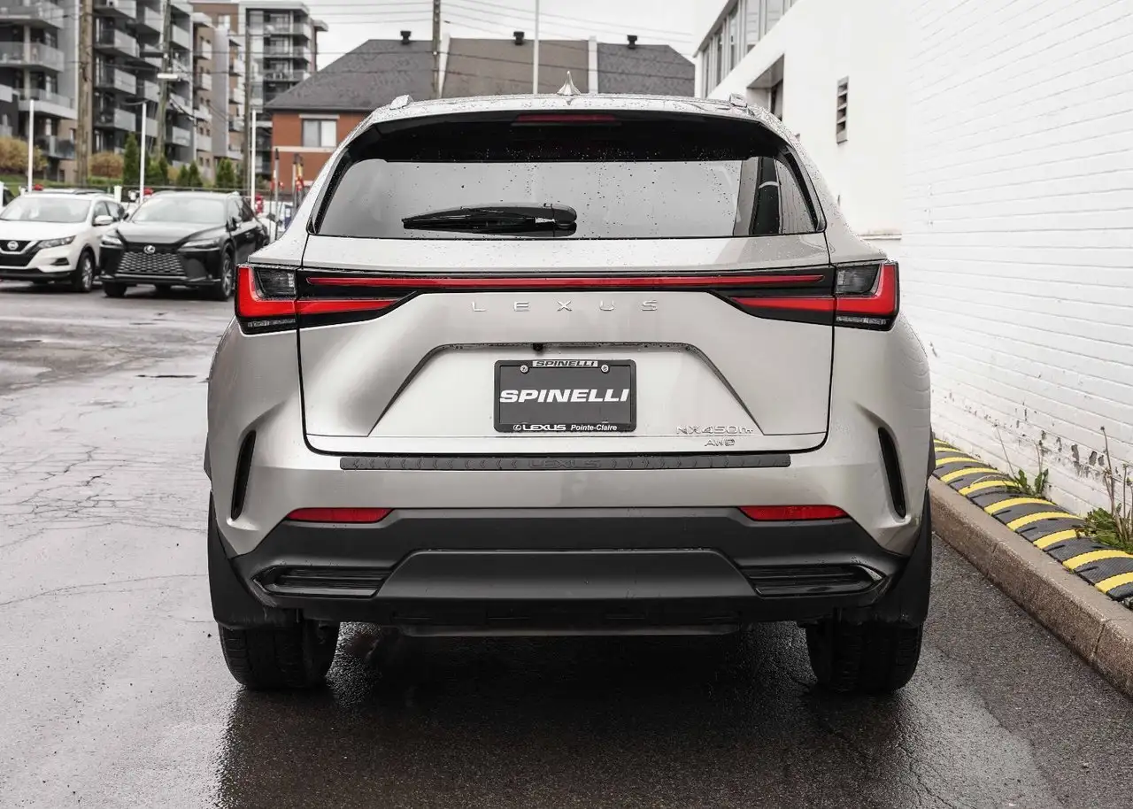 Lexus NX снимка Lexus NX