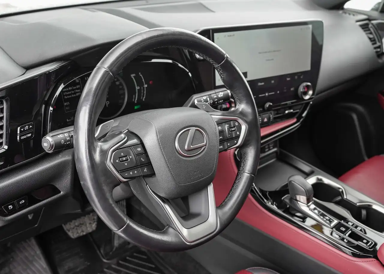 Lexus NX снимка Lexus NX