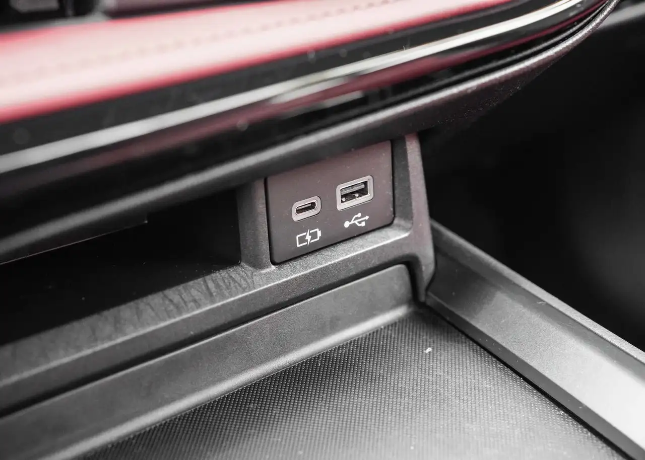 Lexus NX снимка Lexus NX