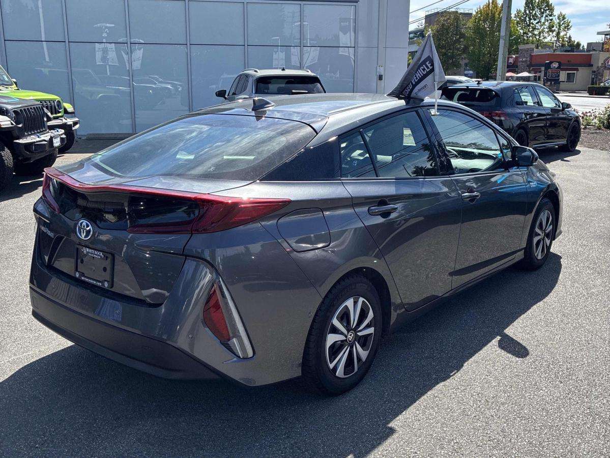 2018 Toyota Prius Base — снимка 1