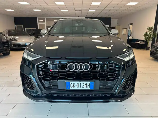 Audi RS Q8 view 2