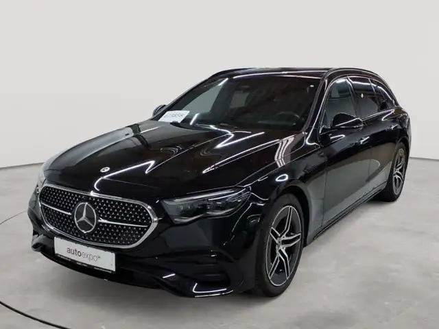 Mercedes-Benz E-Class view 2