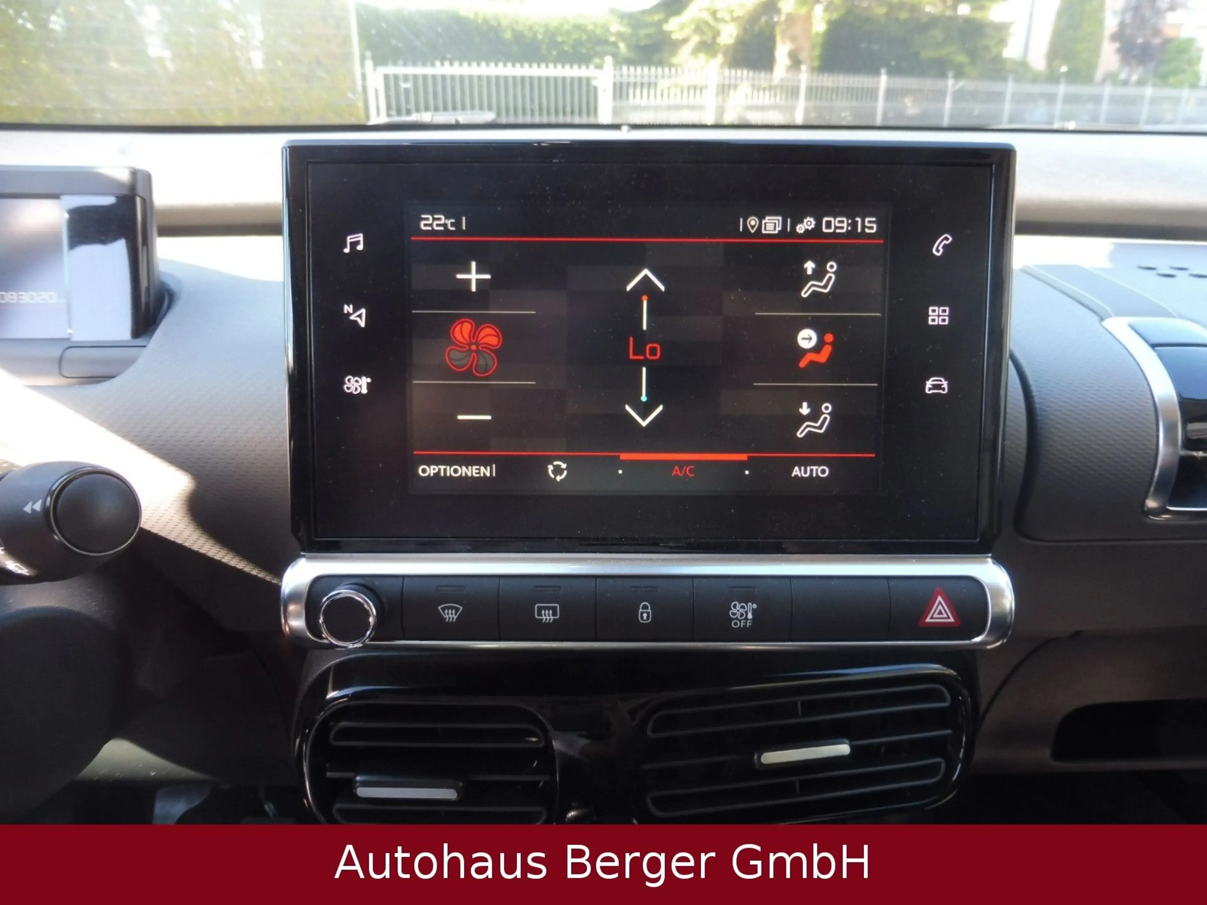 Citroen C4 Cactus 1,5 Shine — photo 11