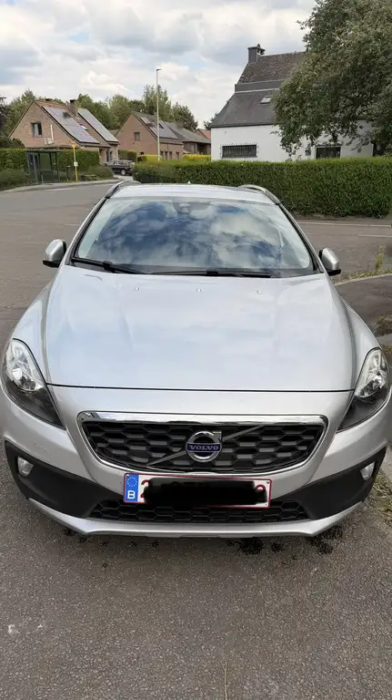Volvo V40 Cross Country 2016 из Европы — купить под ключ
