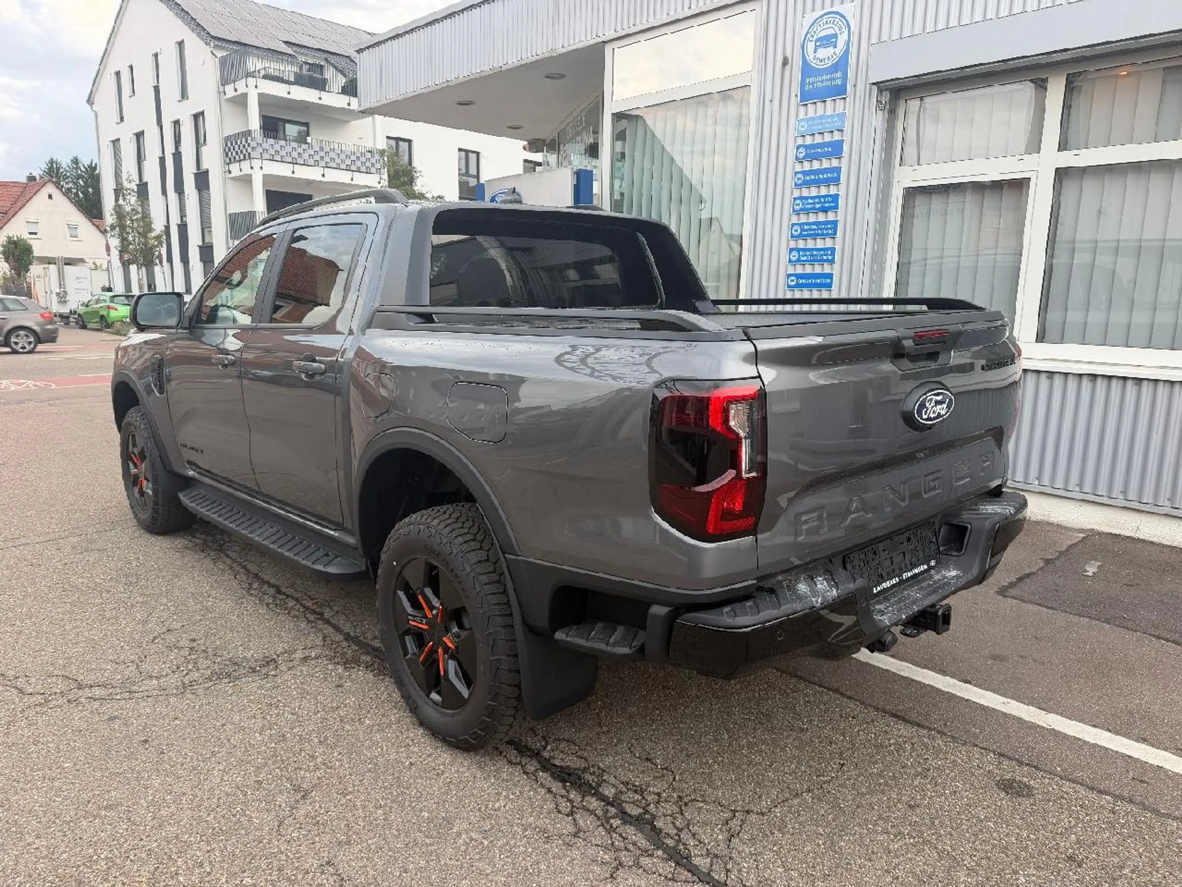 Ford Ranger Plug-in-Hybrid Wildtrak e-4WD Doppelkabine — photo 6