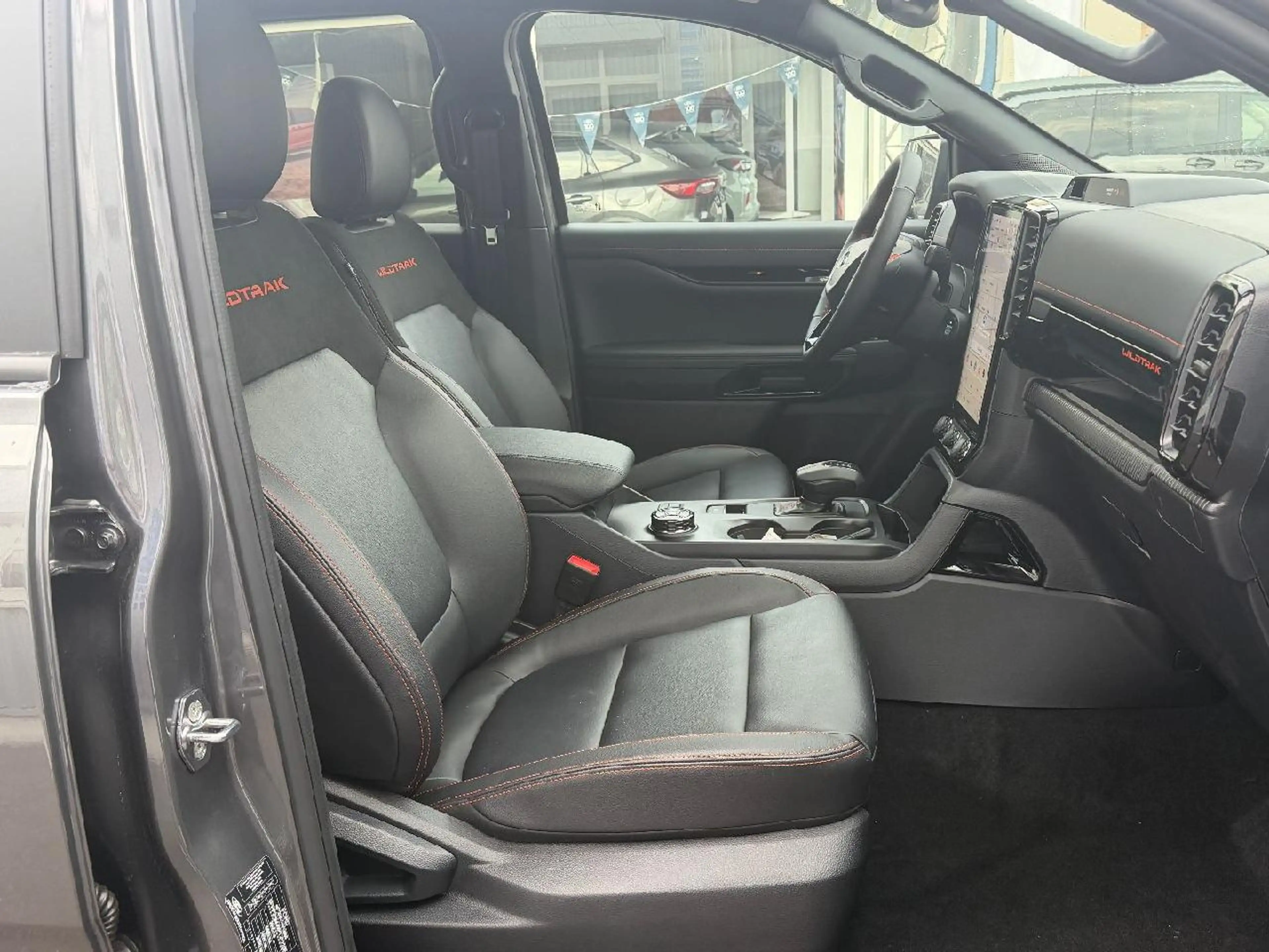Ford Ranger Plug-in-Hybrid Wildtrak e-4WD Doppelkabine — photo 11