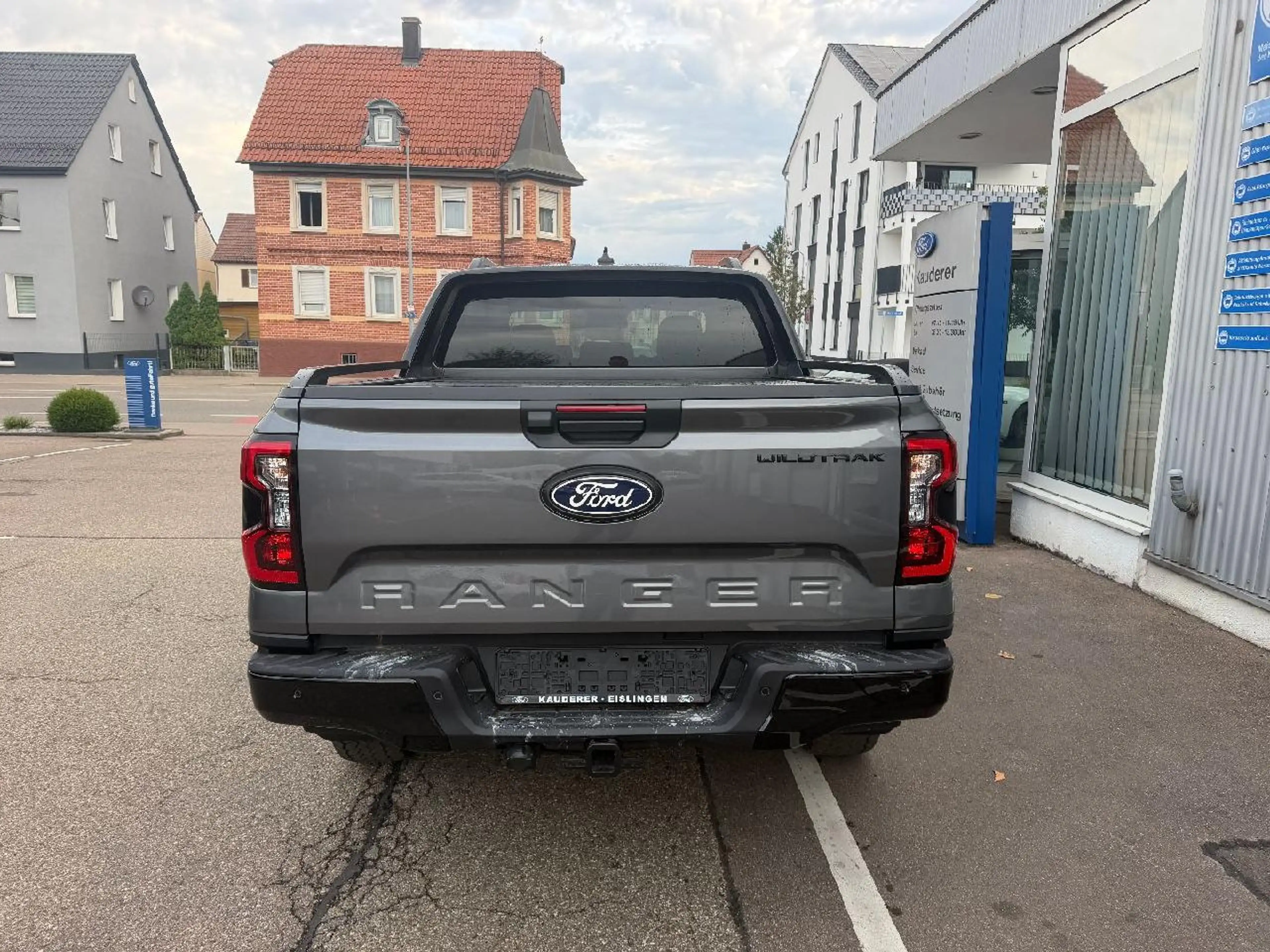 Ford Ranger Plug-in-Hybrid Wildtrak e-4WD Doppelkabine — photo 5