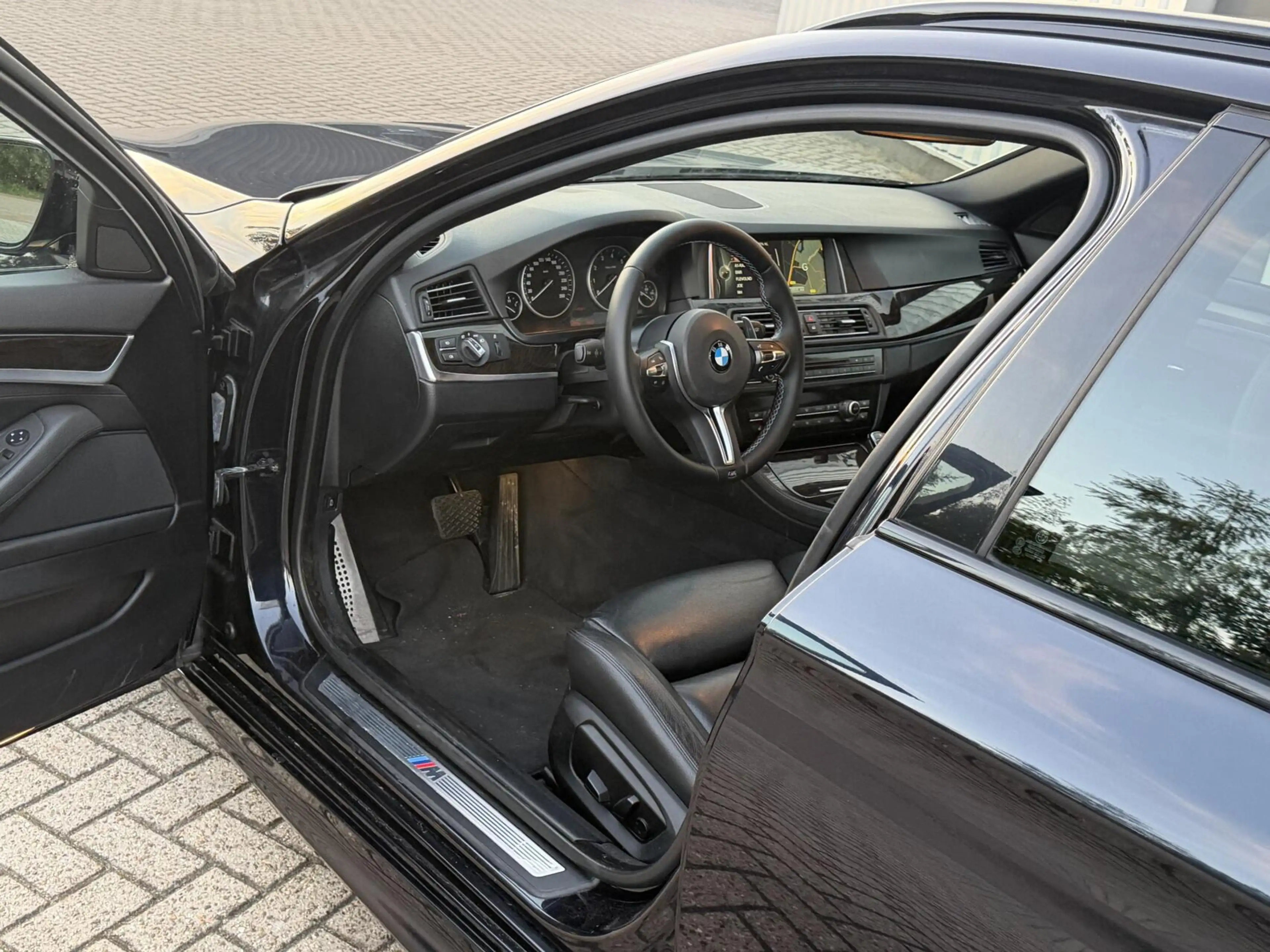 BMW 535 5-serie Touring 535i M Sport Edition High Executiv — photo 14