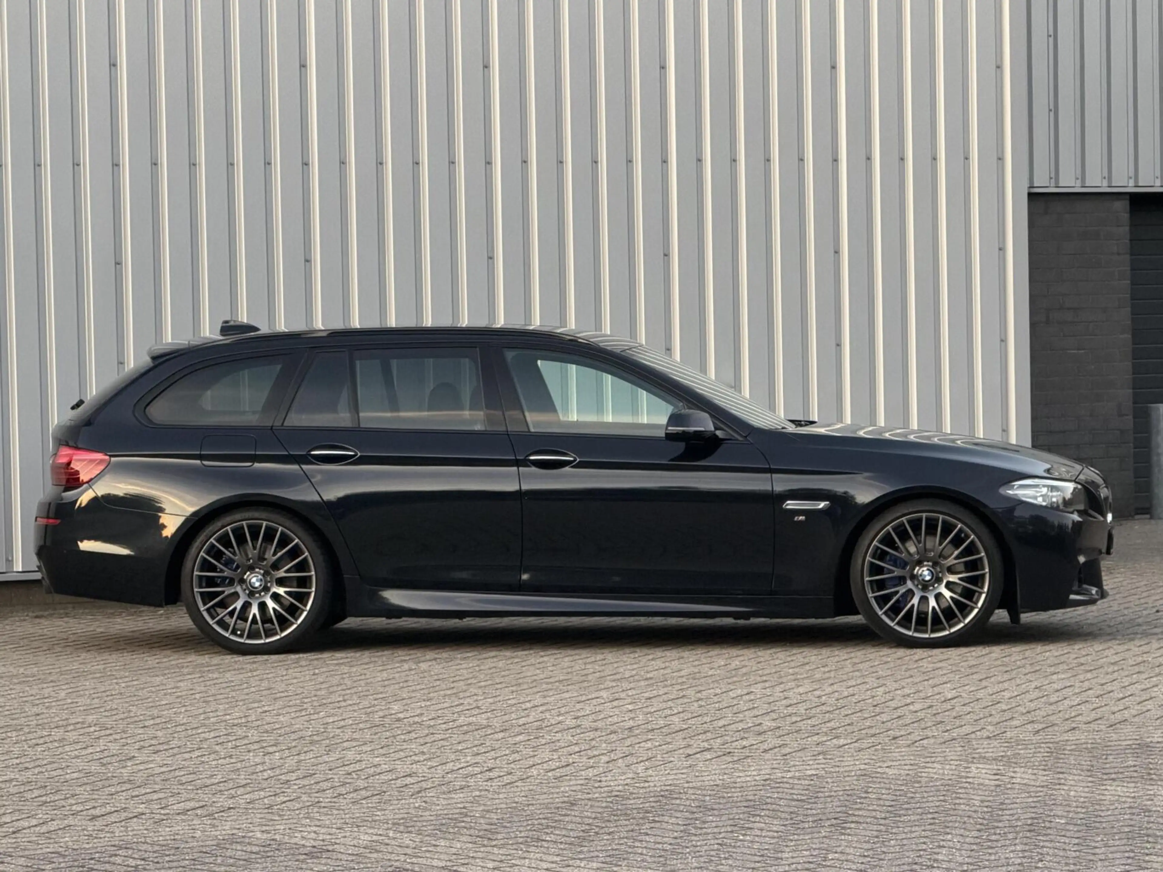 BMW 535 5-serie Touring 535i M Sport Edition High Executiv — photo 5