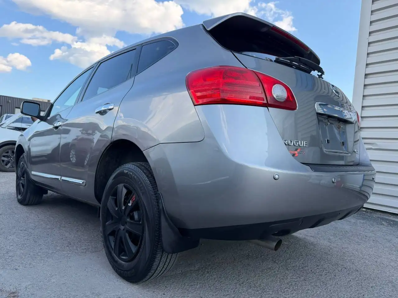 Nissan Rogue photo Nissan Rogue