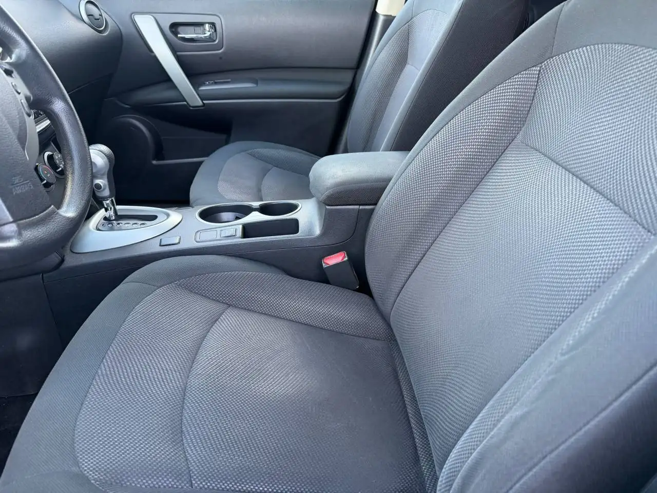 Nissan Rogue photo Nissan Rogue