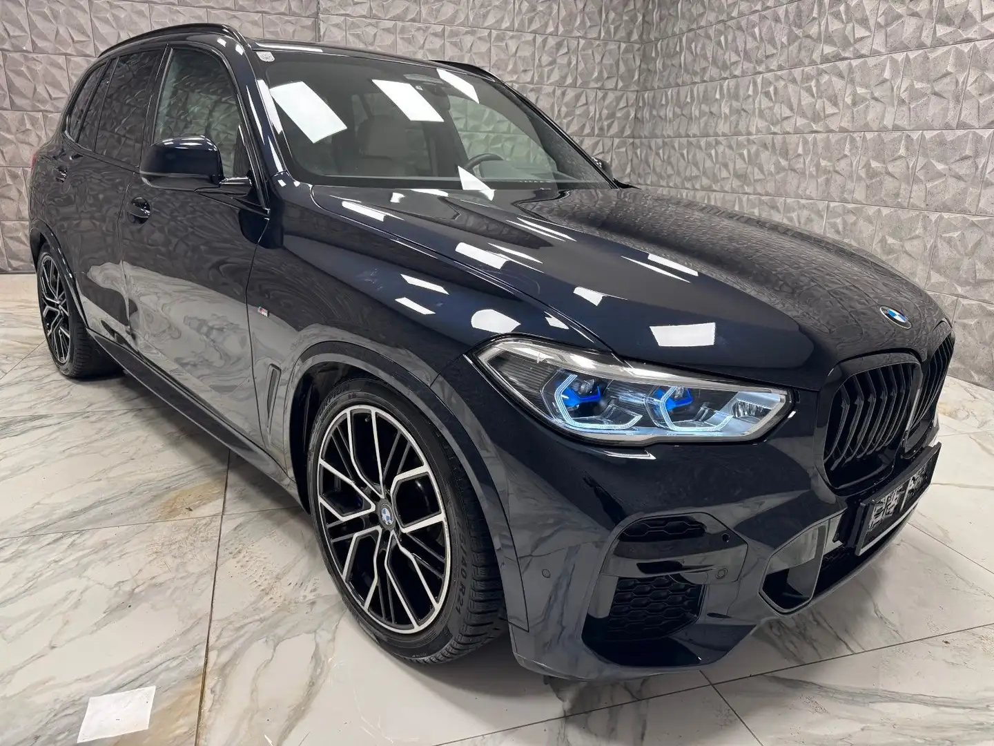 BMW X5 xDrive 40 d M Sport-Individual * TOP AUTO * Schwarz - 1