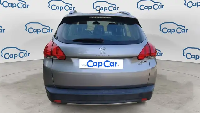 Peugeot 2008 view 3