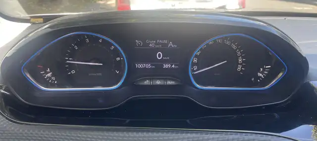 Peugeot 2008 view 12
