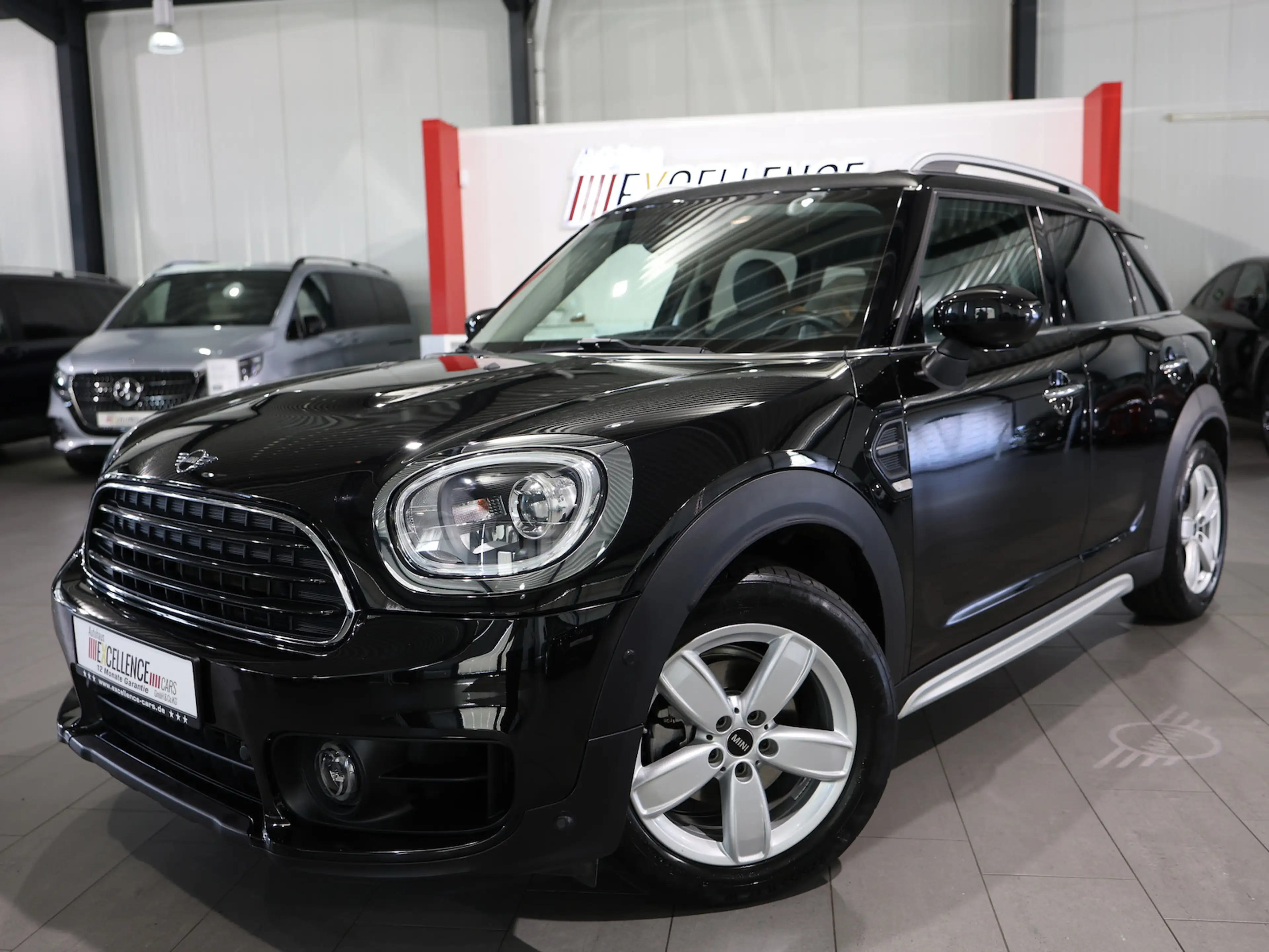 MINI One Countryman CHILLI II EXCITEMENT / LED, LEDER — photo 4