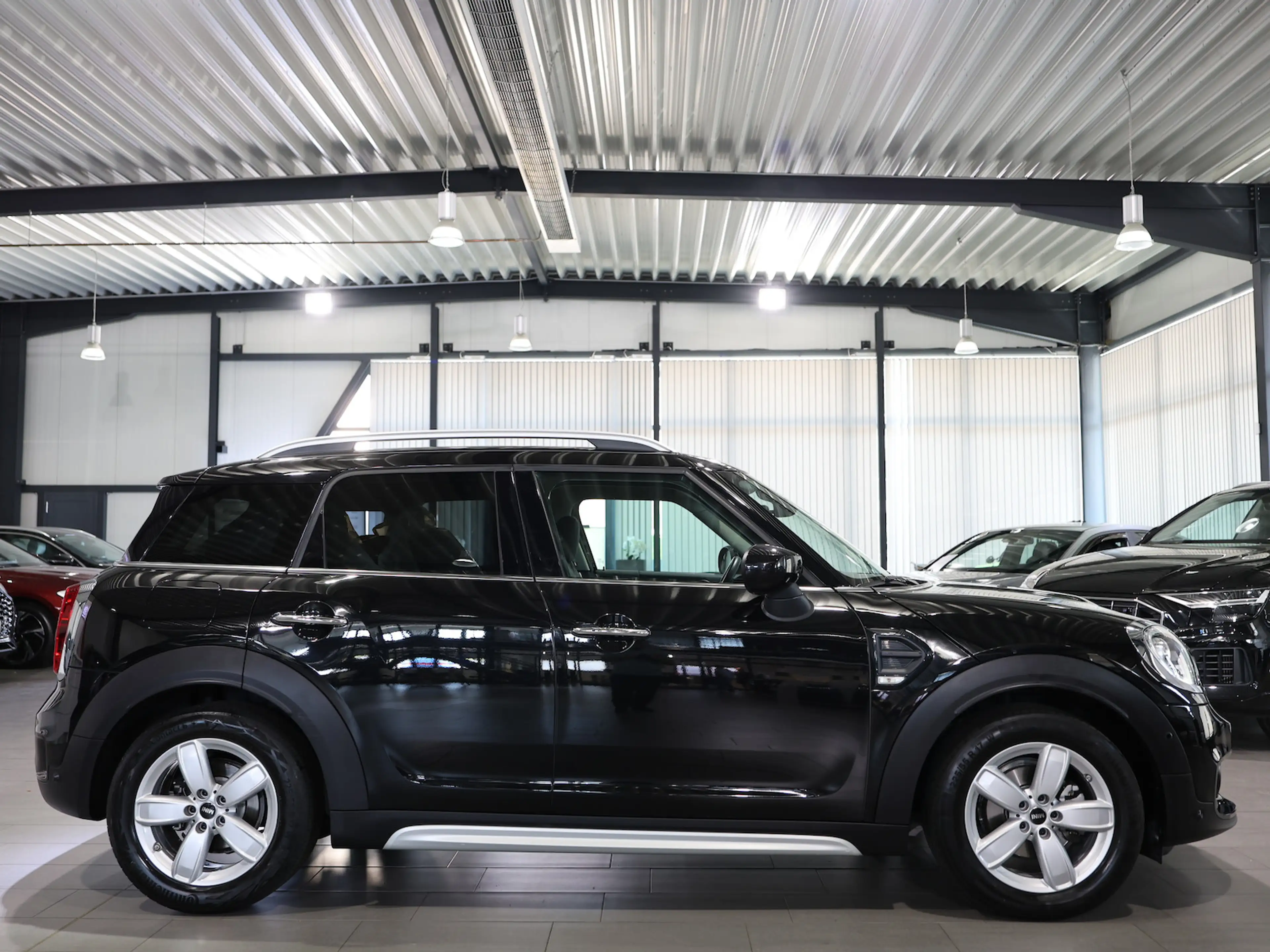 MINI One Countryman CHILLI II EXCITEMENT / LED, LEDER — photo 8