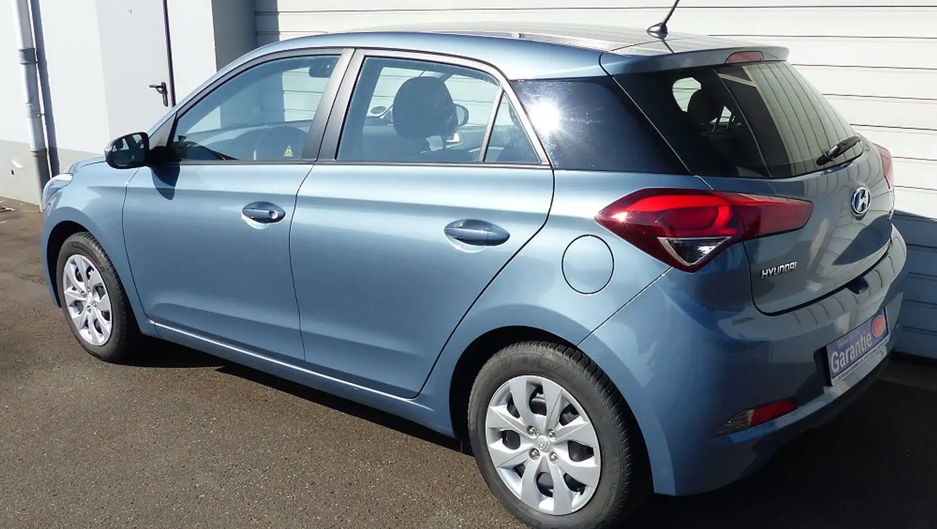 Hyundai i20 Comfort  Top Gepflegt Bleu - 2