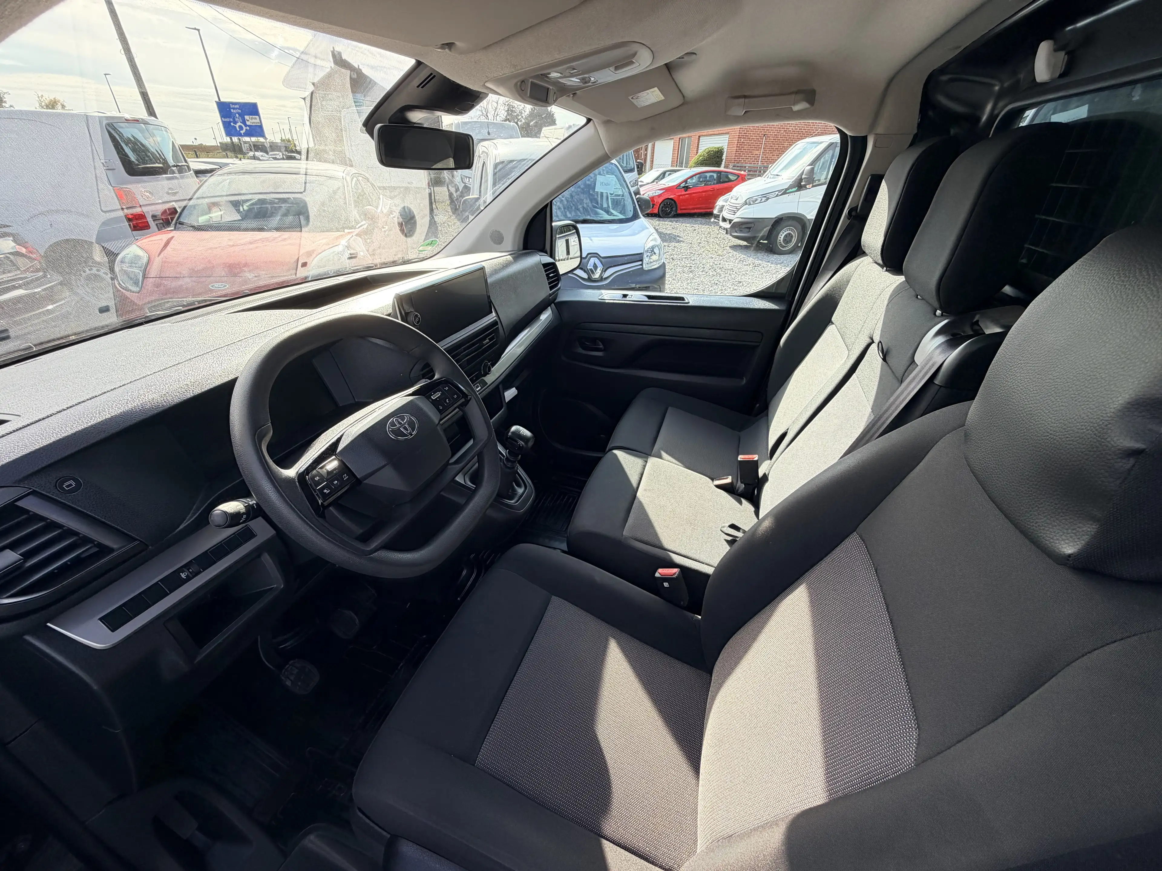 Toyota Proace 2.0 D-4D (L2) 8 ANS GARANTIE TOYOTA — photo 10