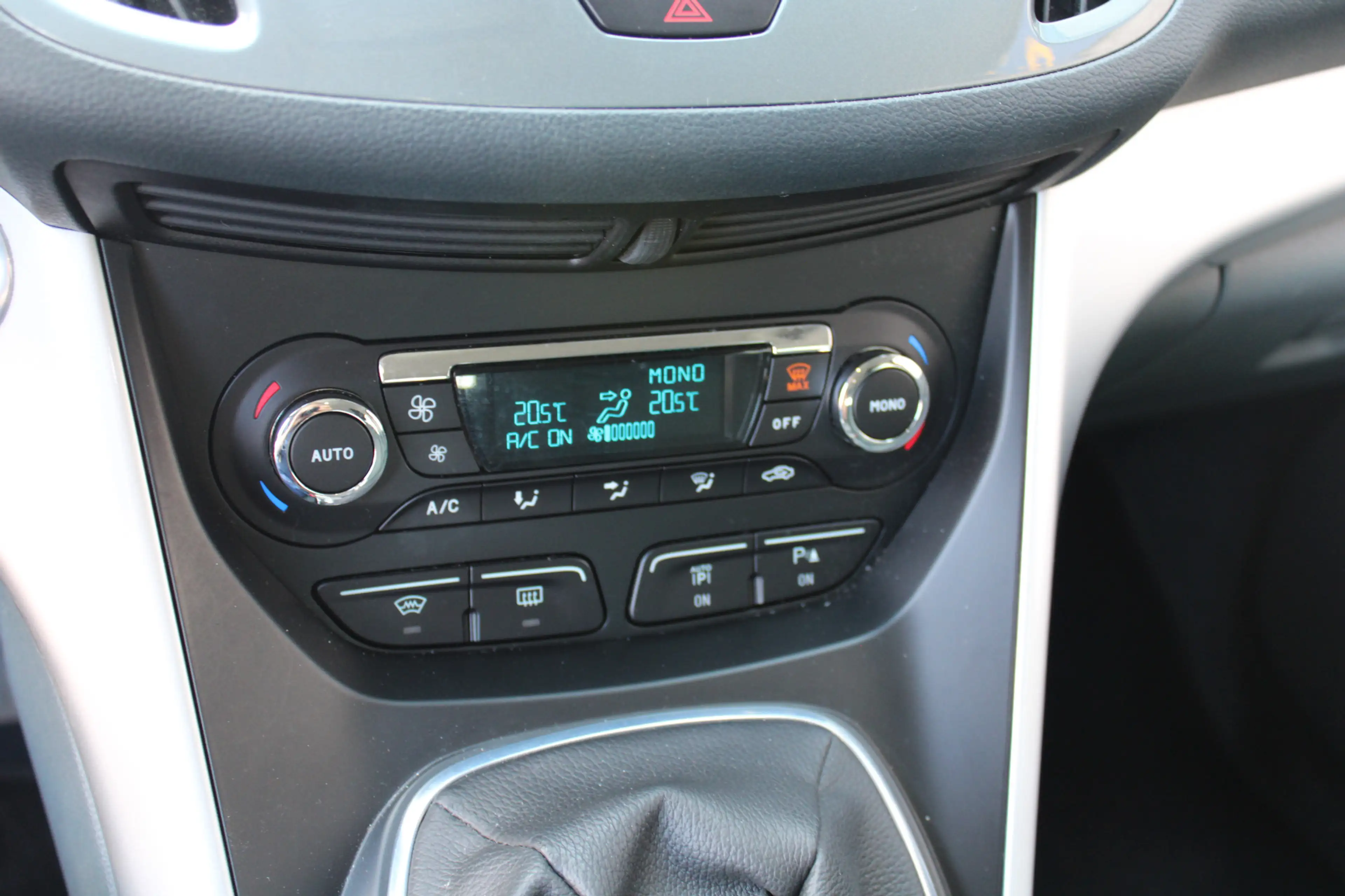 Ford C-Max 1.6 Titanium clima trekh. Pdc — photo 9