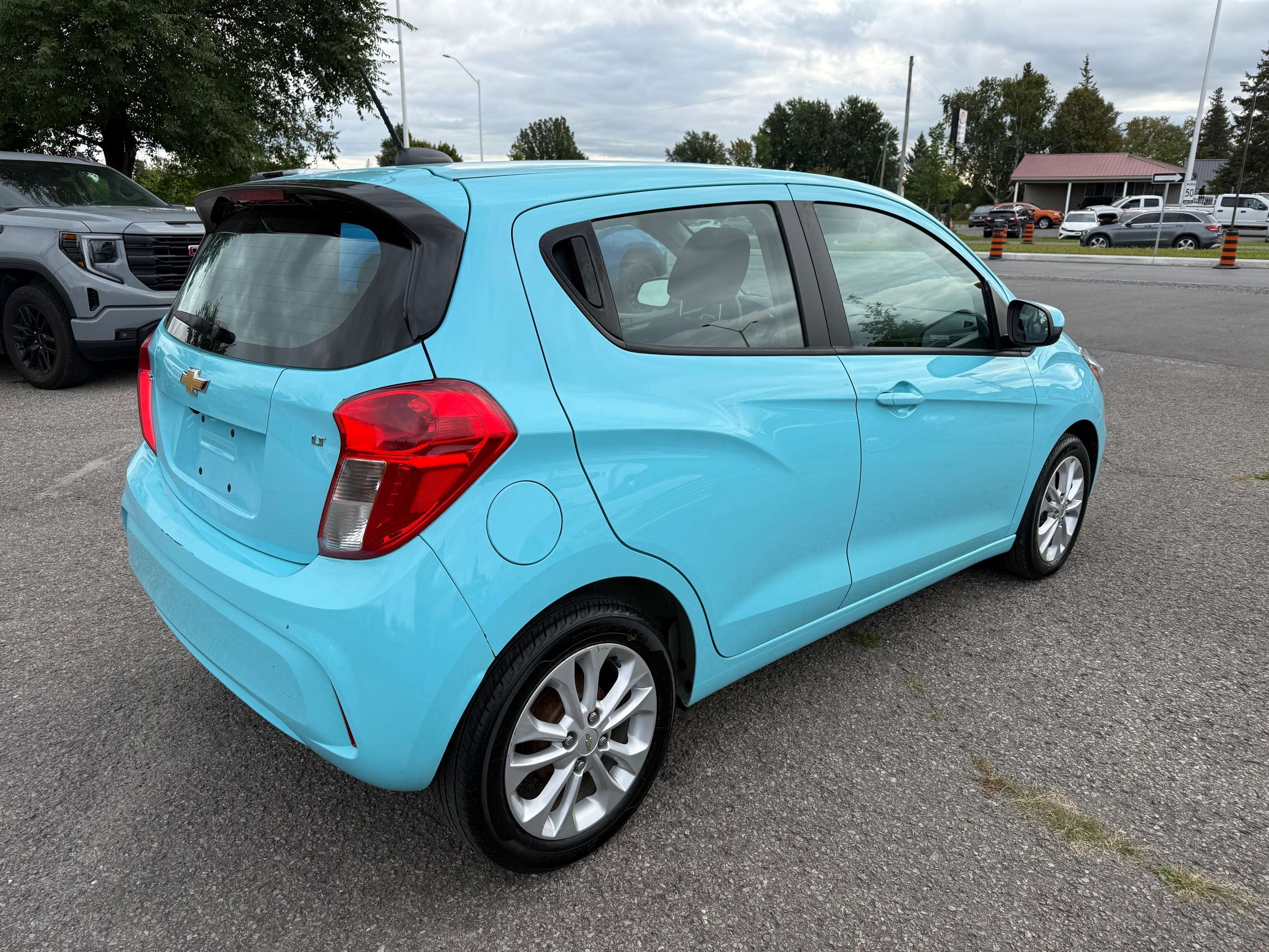 2022 Chevrolet Spark 1LT CVT CarPlay! — photo 1