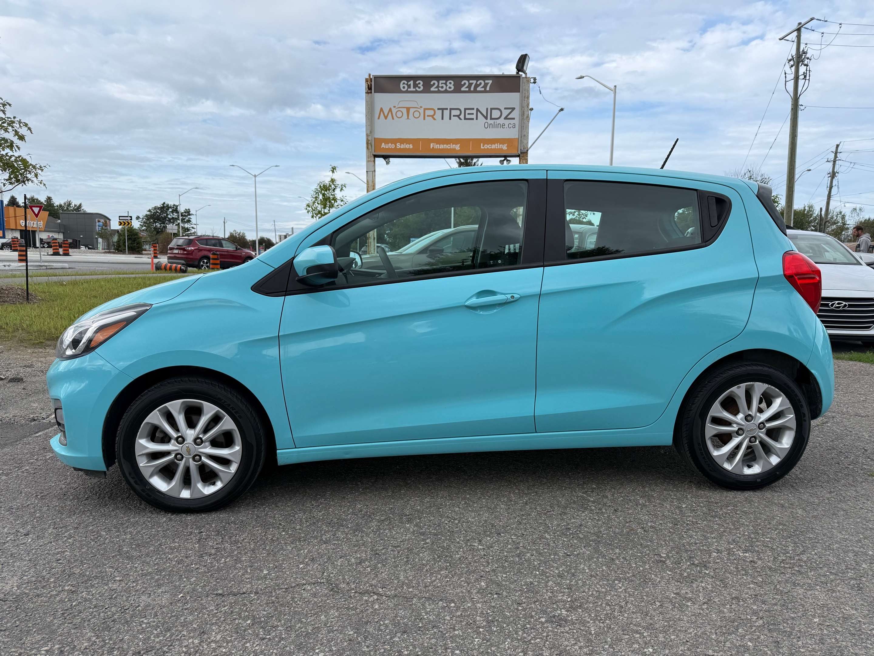 2022 Chevrolet Spark 1LT CVT CarPlay! — photo 1