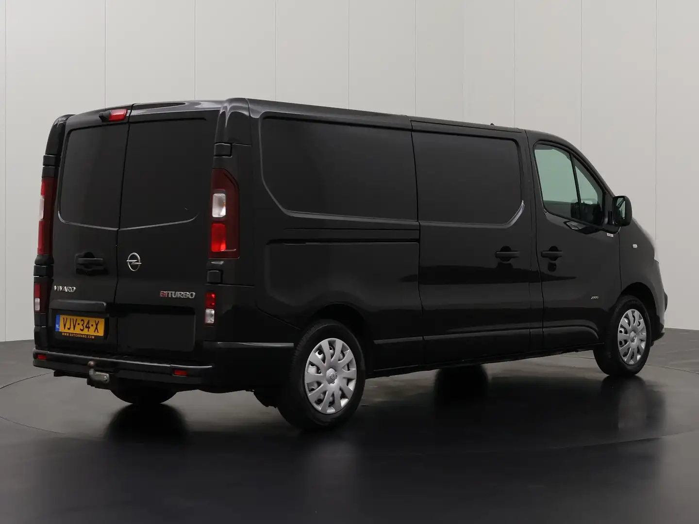 Opel Vivaro 1.6CDTI 145PK Lang Sport | Navigatie | Camera | 3- Schwarz - 2