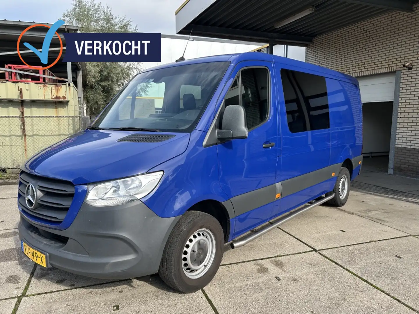 Mercedes-Benz Sprinter 314 2.2 CDI L2H1 DC 7 PERS Bleu - 1