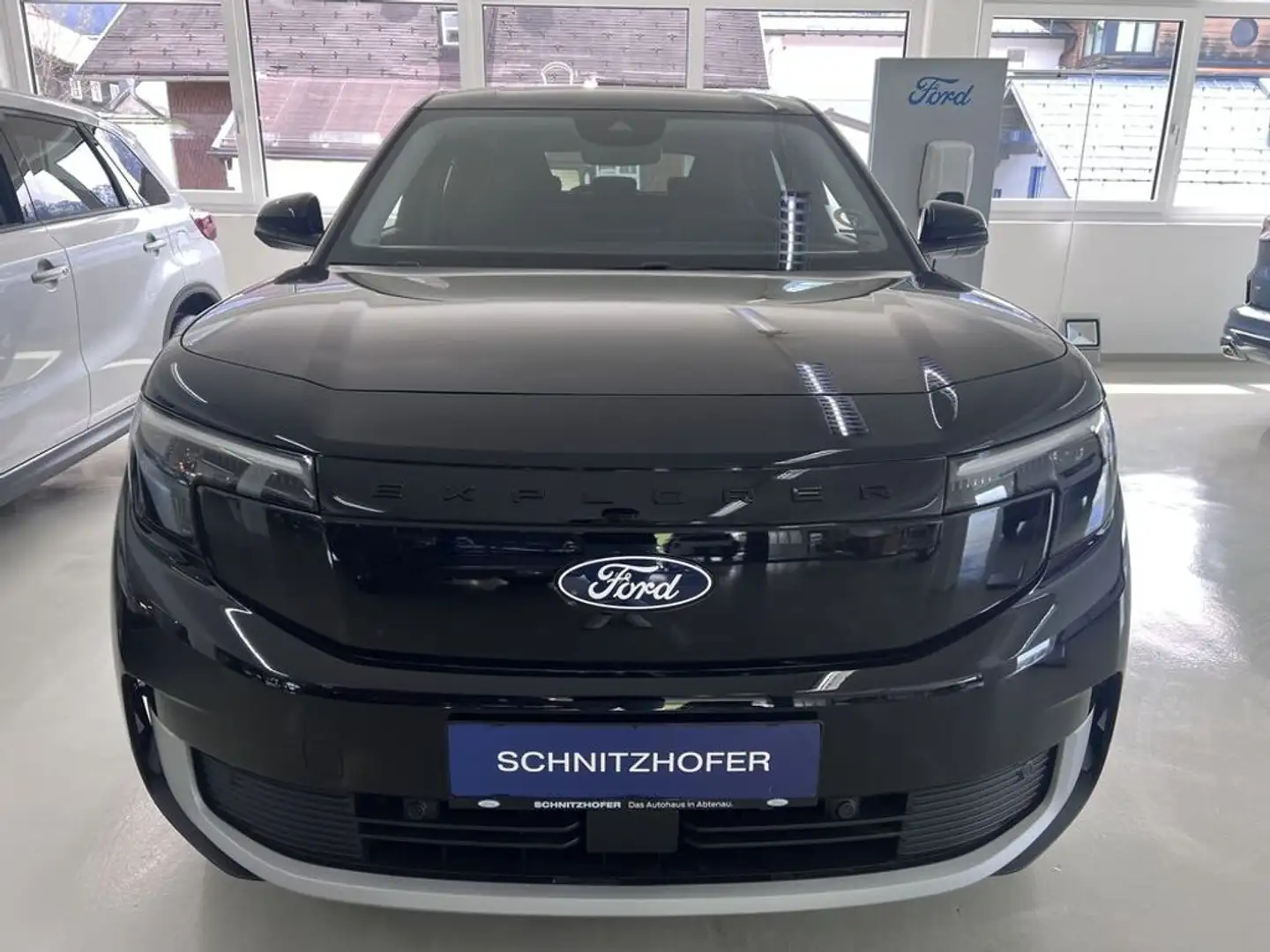 Ford Explorer Elektro  79kWh AWD *AHK SCHWENKBAR* Schwarz - 2