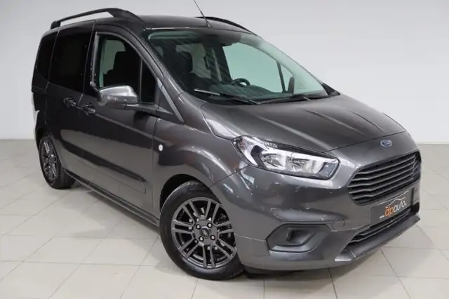 Ford Tourneo Courier 1.5 TDCi Titanium (EU6.2)