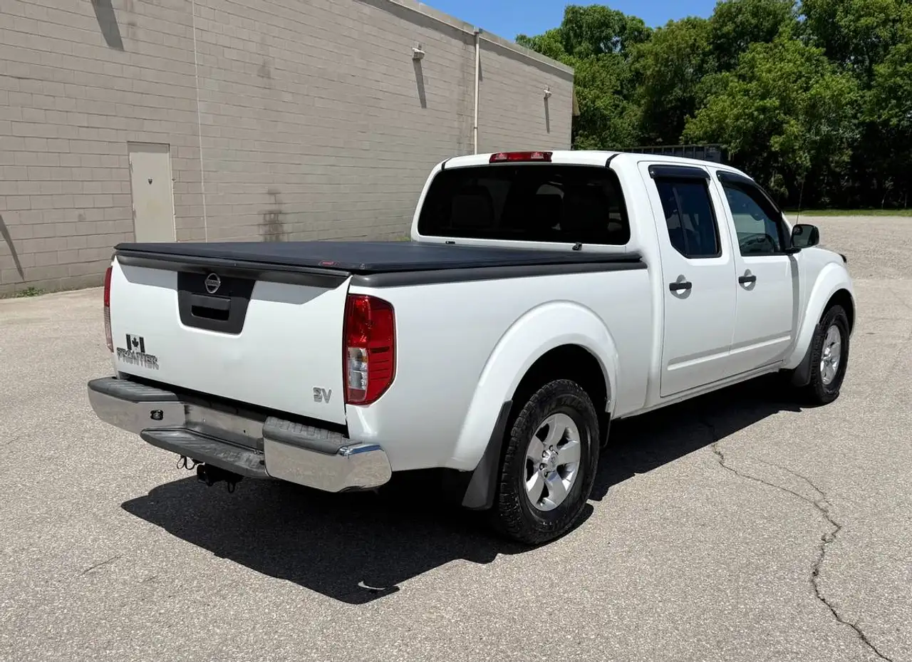 Nissan Frontier снимка Nissan Frontier