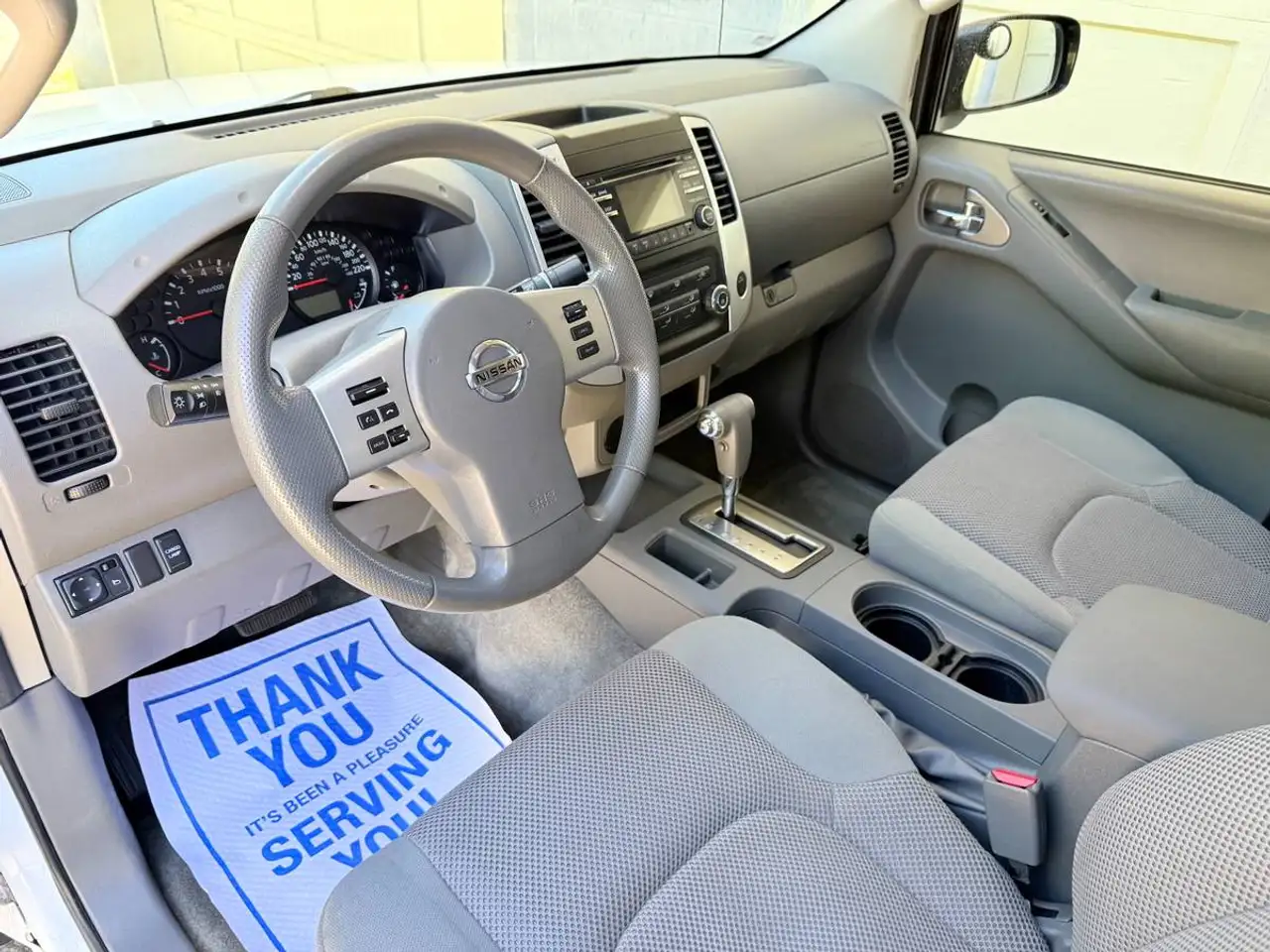 Nissan Frontier снимка Nissan Frontier