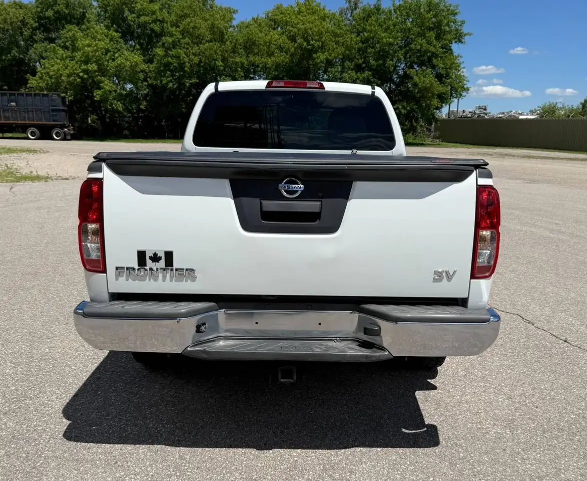 Nissan Frontier снимка Nissan Frontier