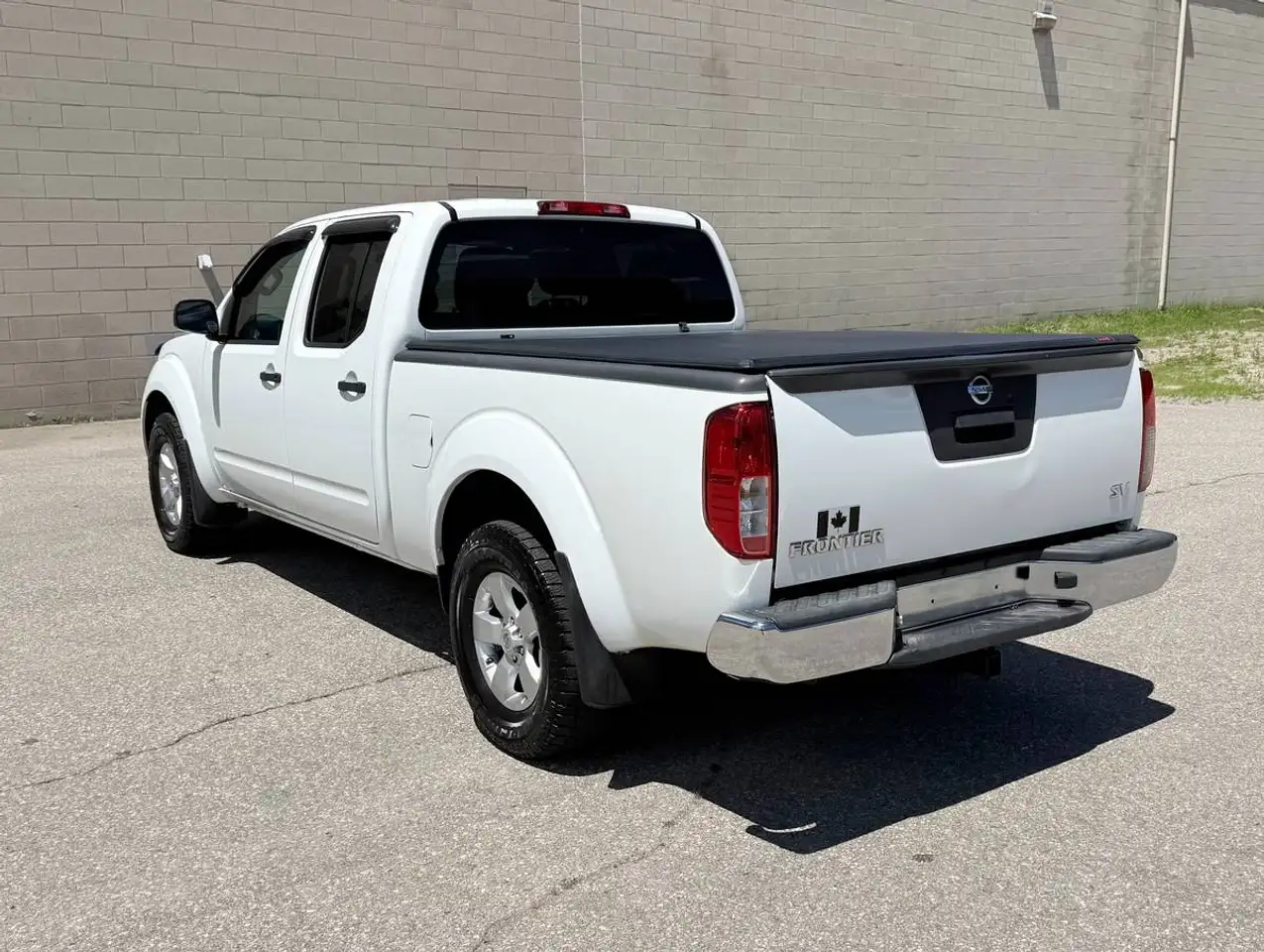 Nissan Frontier снимка Nissan Frontier
