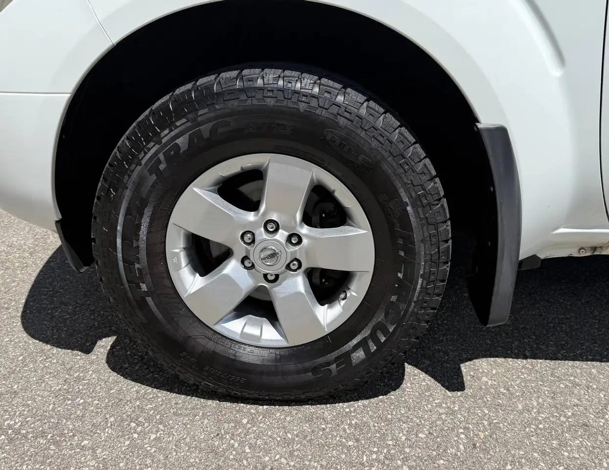 Nissan Frontier снимка Nissan Frontier
