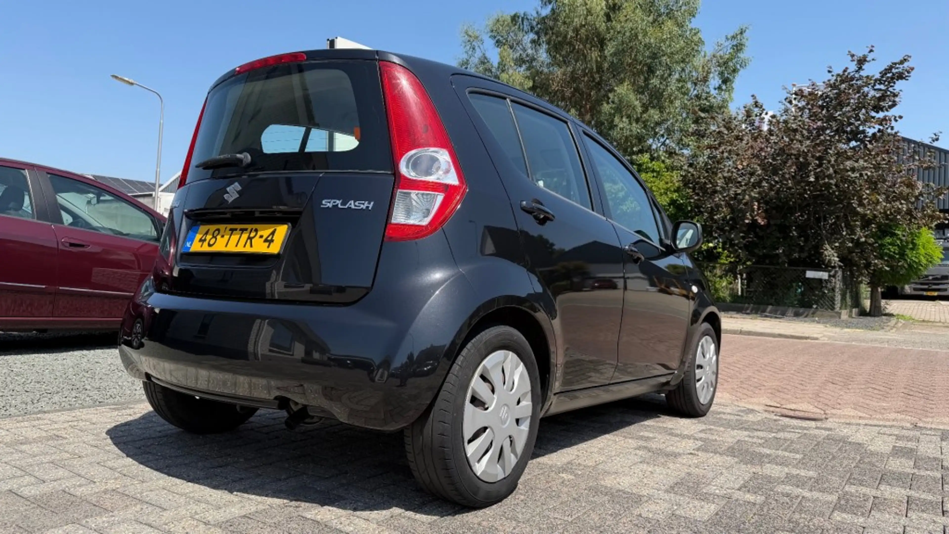 Suzuki Splash 1.0 VVT Comfort — photo 3