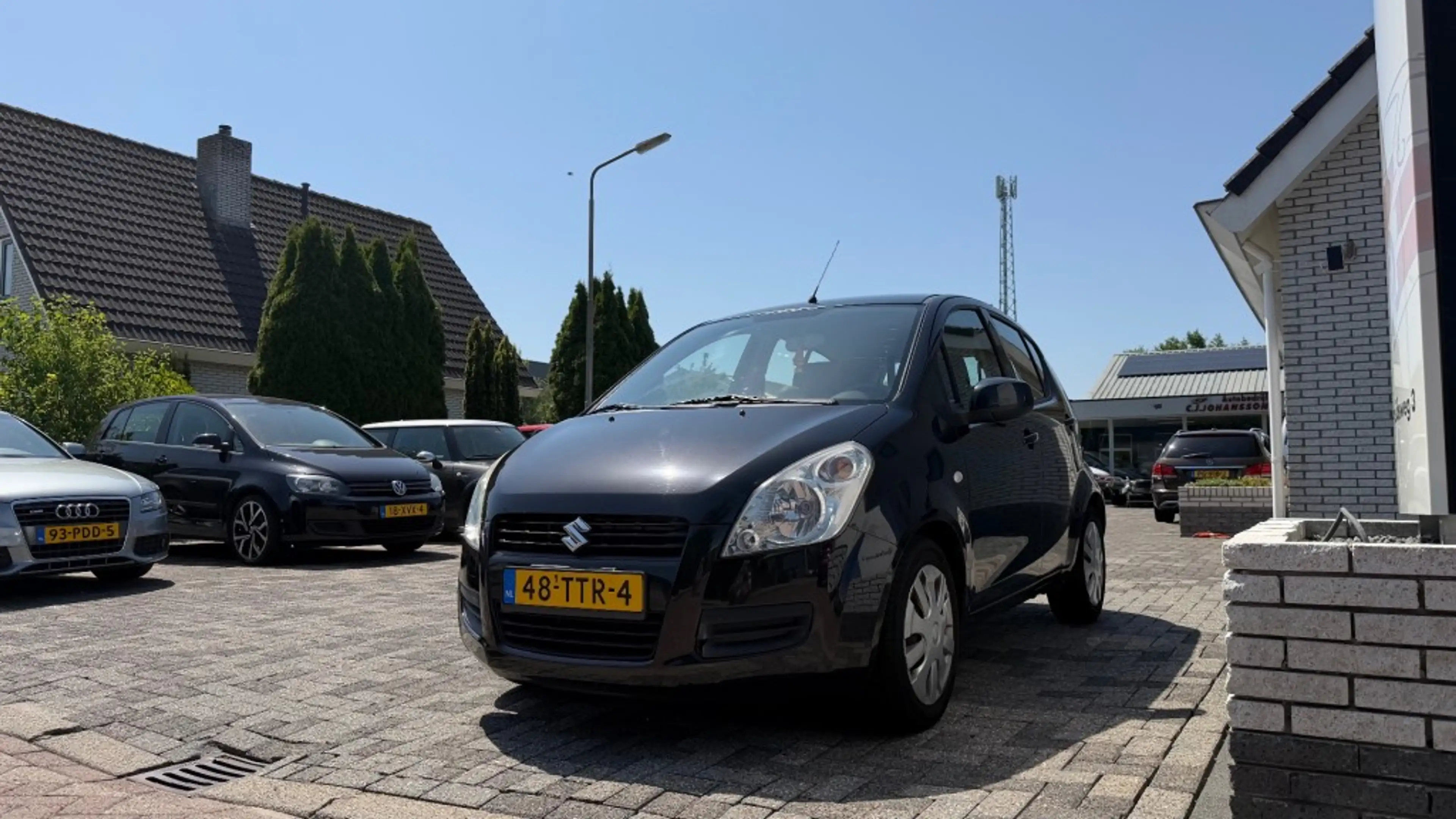 Suzuki Splash 1.0 VVT Comfort — photo 2