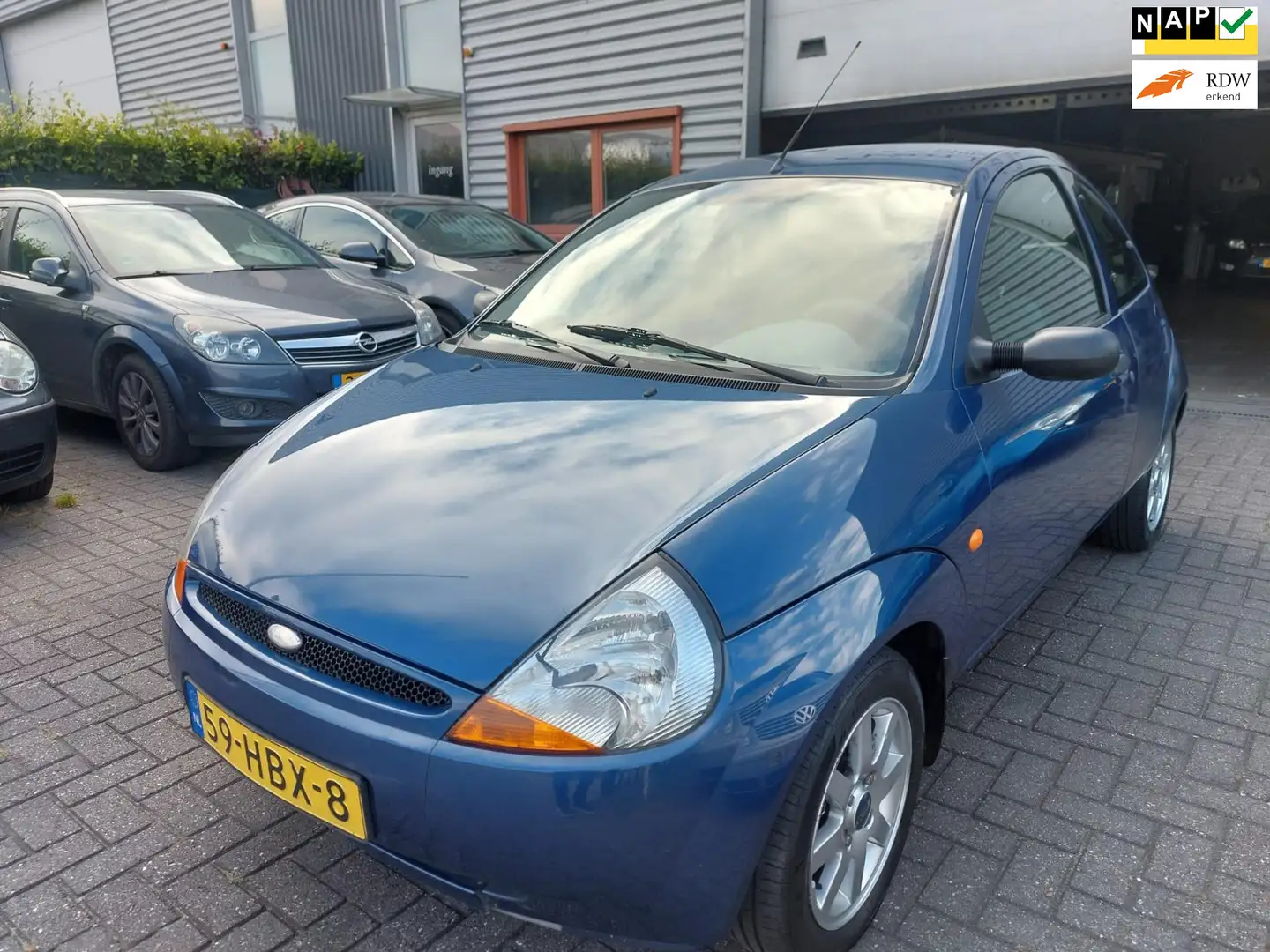 Ford Ka/Ka+ 1.3 Cool & Sound 3 deurs + airco Blauw - 1