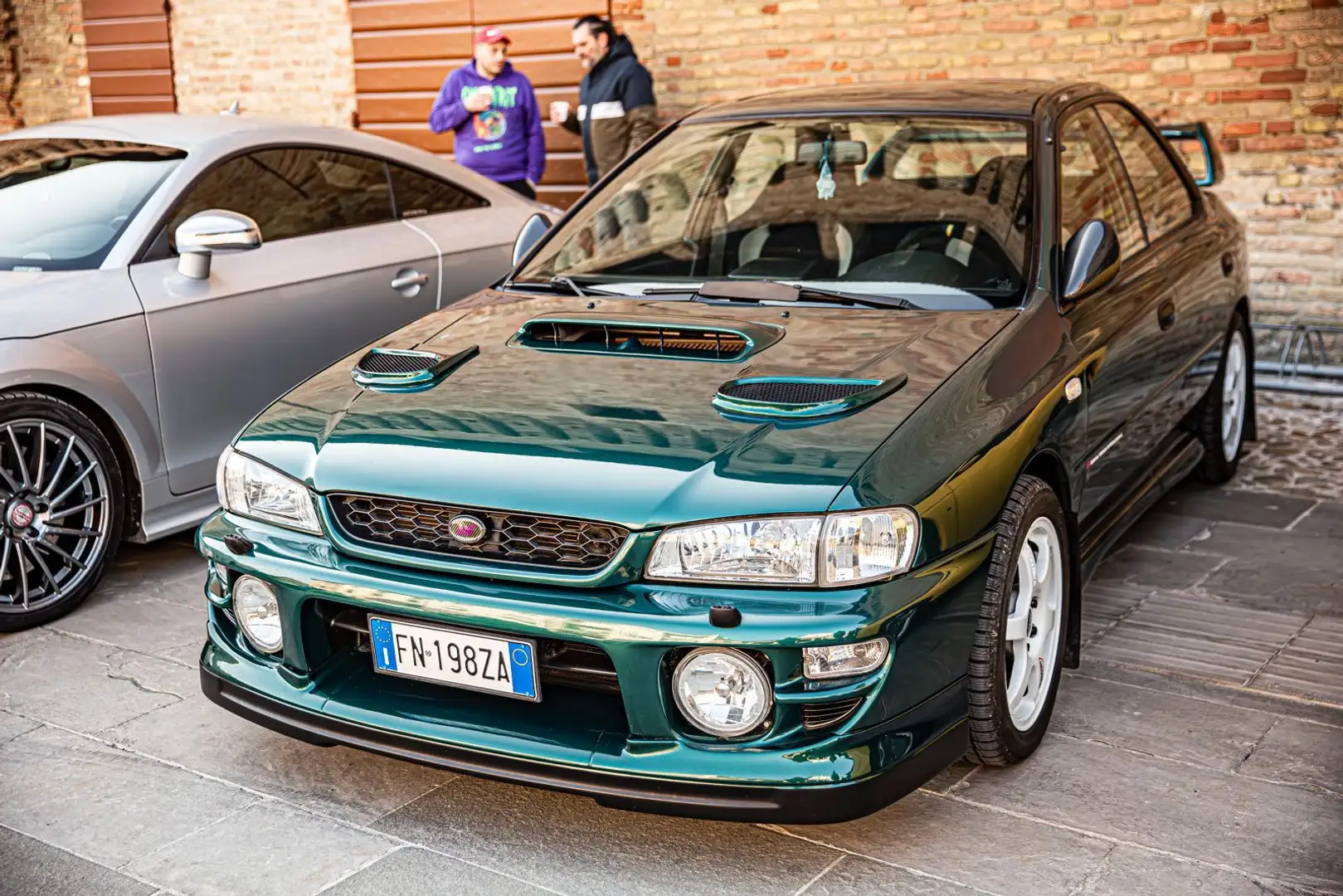 Subaru Impreza Berlina 2.0 turbo s/2airbag,TA 4wd - 1