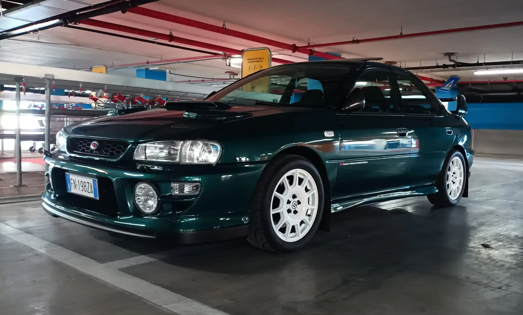 Subaru Impreza Berlina 2.0 turbo s/2airbag,TA 4wd - 2