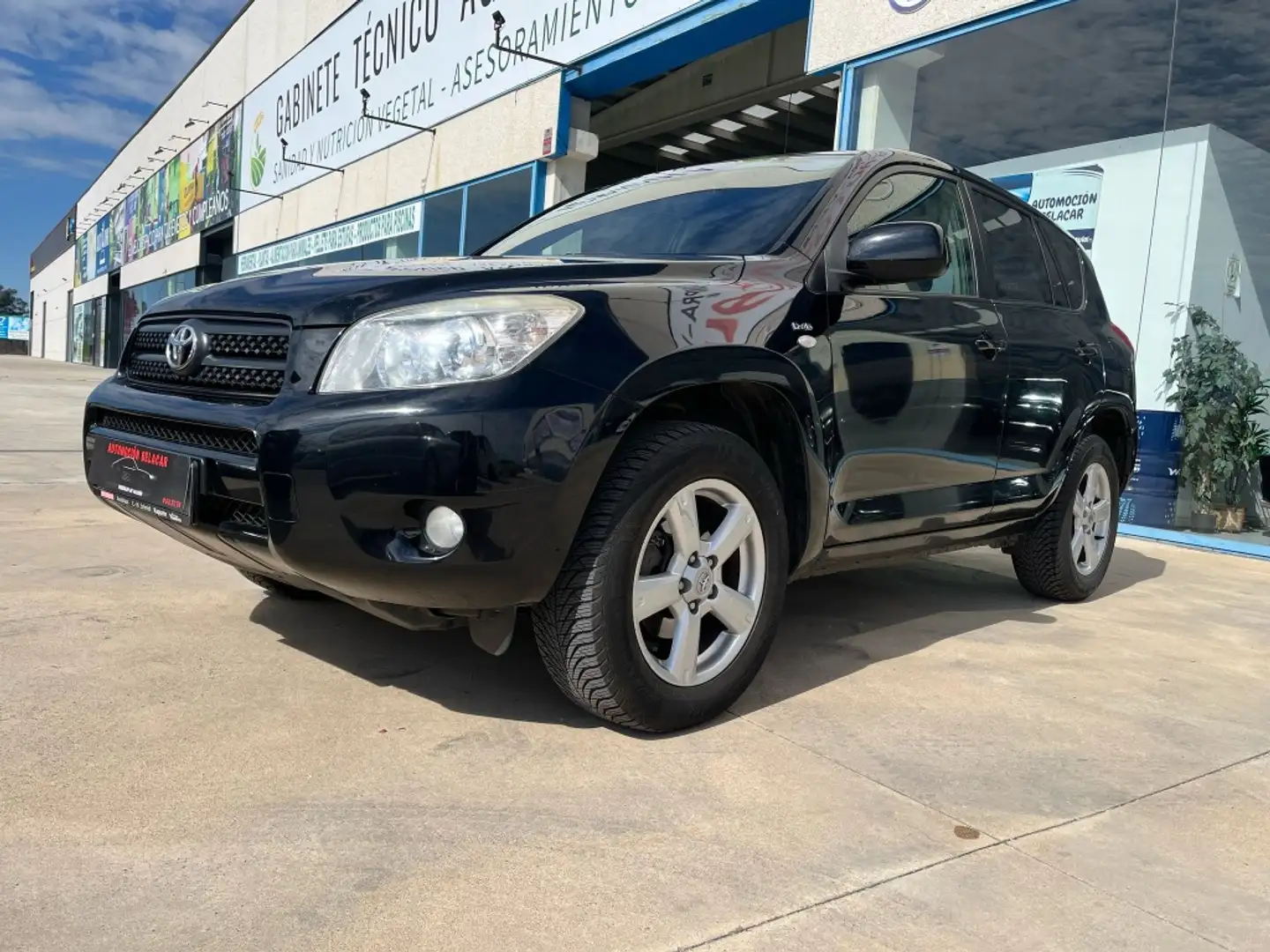 Toyota RAV 4 2.2D-4D Sol Cross Sport Negro - 2