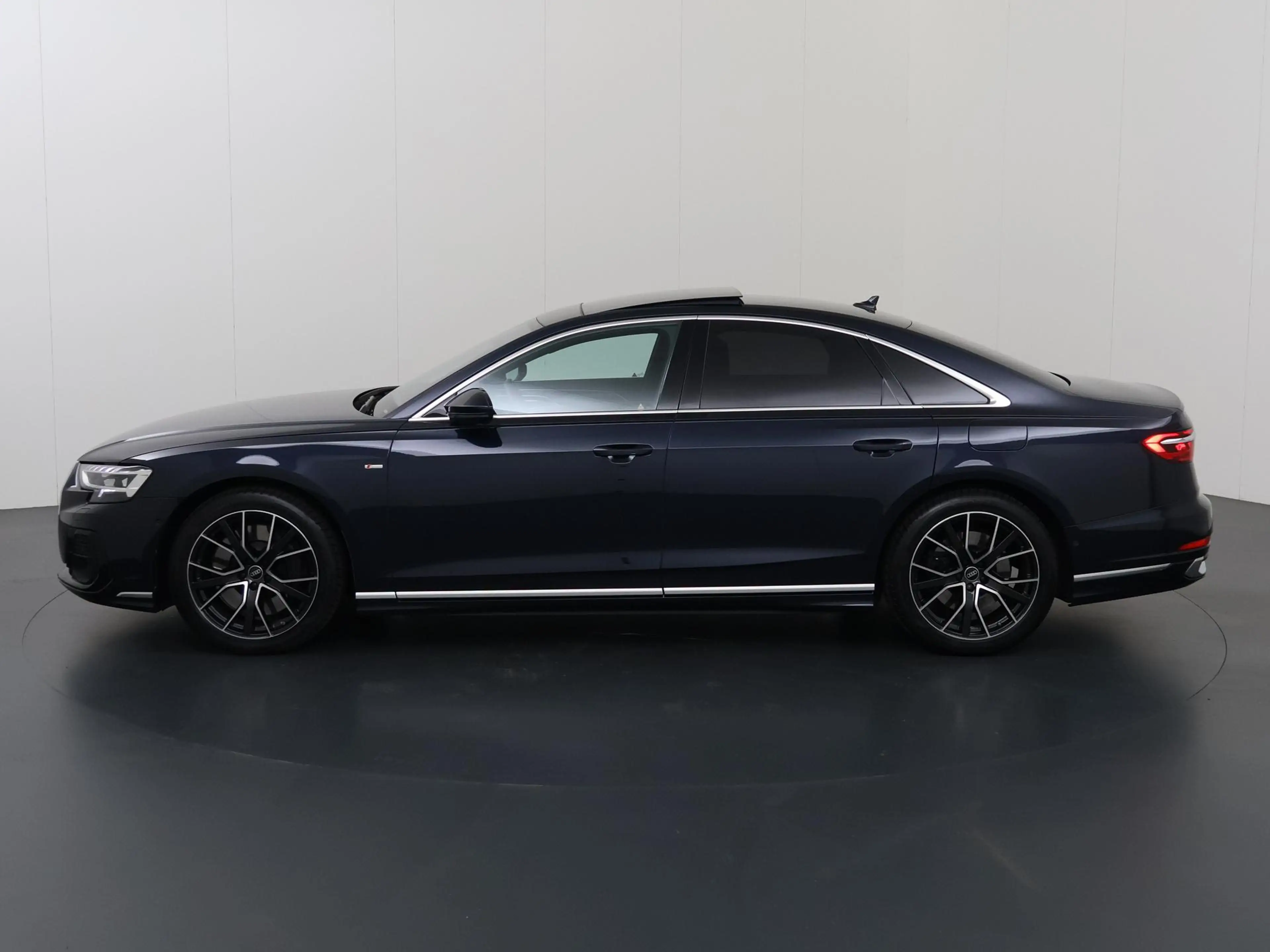 Audi A8 60 TFSI e quattro | Panoramadak | MATRIX-LED | Ele — photo 5