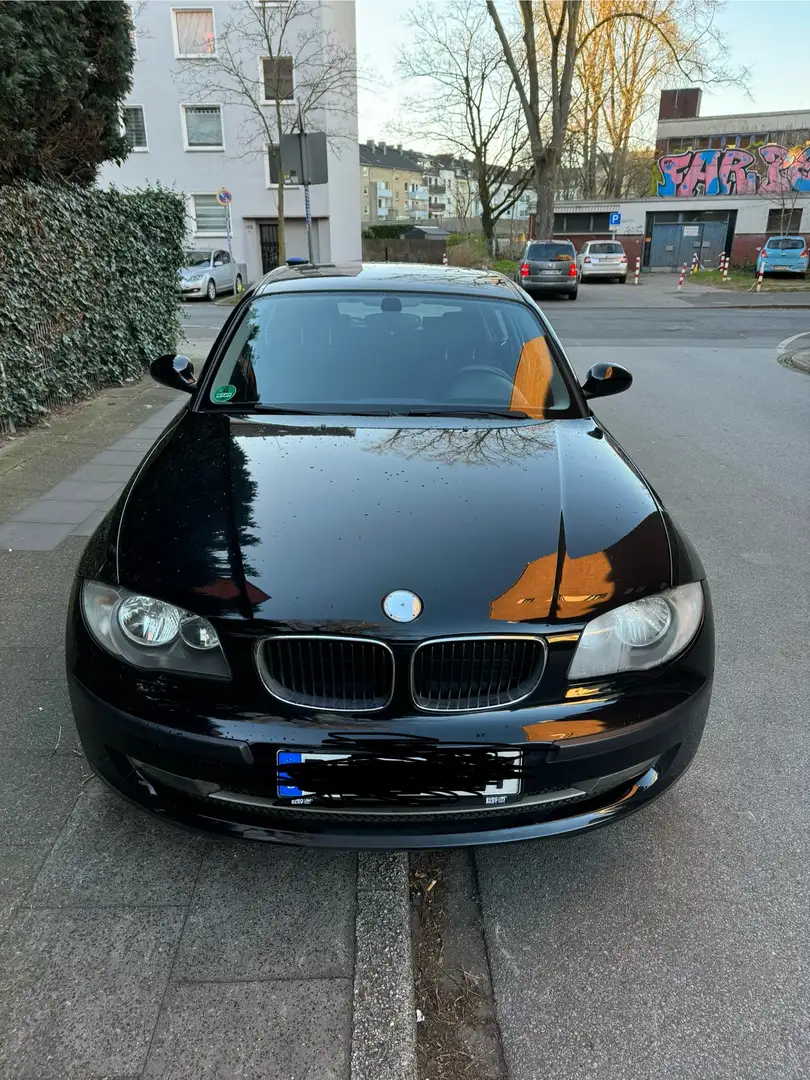 BMW 116 Чорний - 1