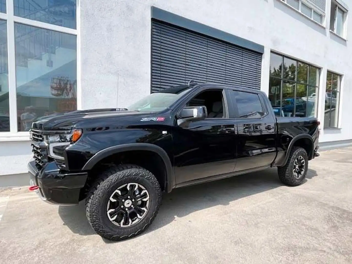 Chevrolet Silverado 1500 Crew Cab ZR2 6.2l 4.99% Schwarz - 1