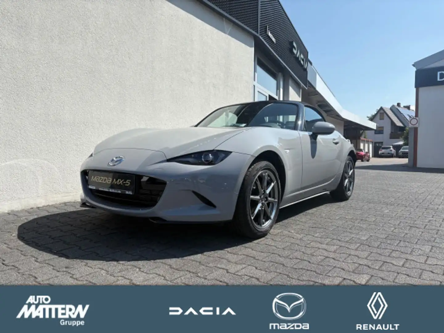 Mazda MX-5 2ST SKYACTIV-G 132 Exclusive-line Grau - 1