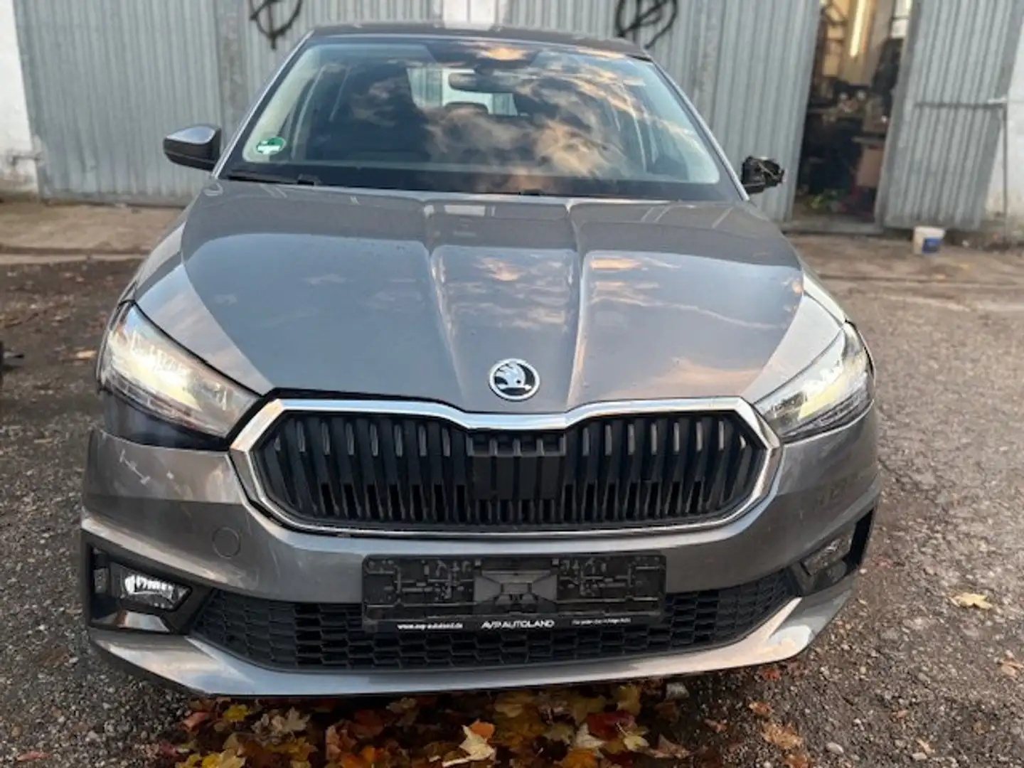 Skoda Fabia Active Unfall Auto Voll Fahrbereit Grau - 2