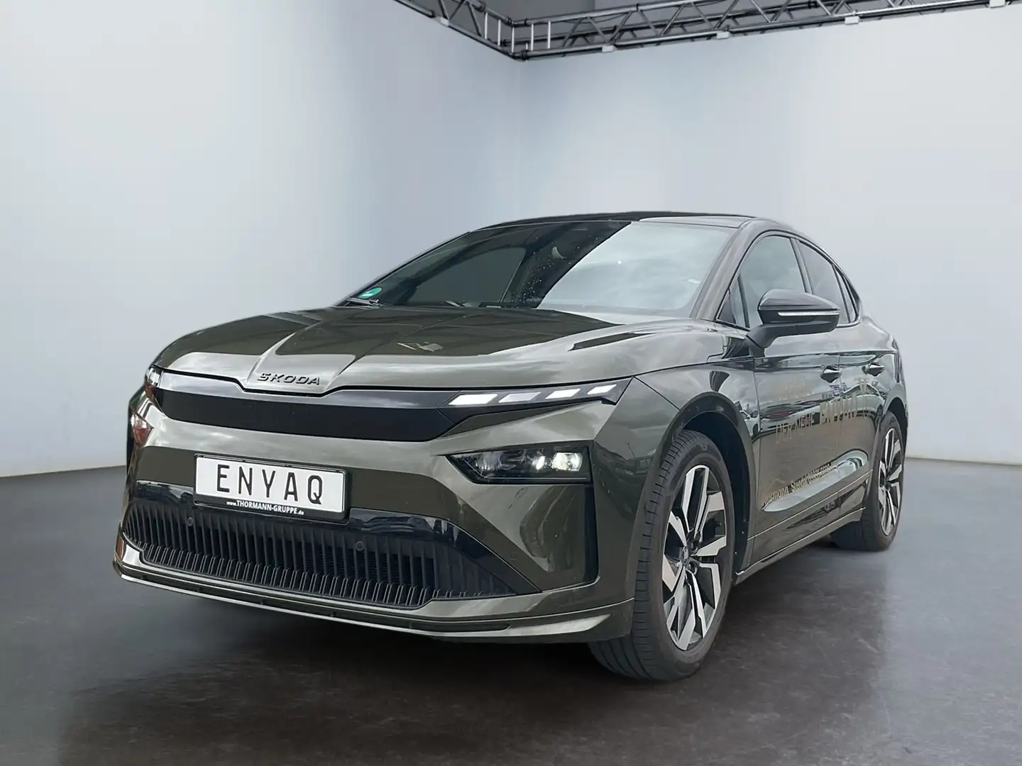 Skoda Enyaq Coupé Sportline 85 Matrix ACC AHK AUT LED Grün - 2