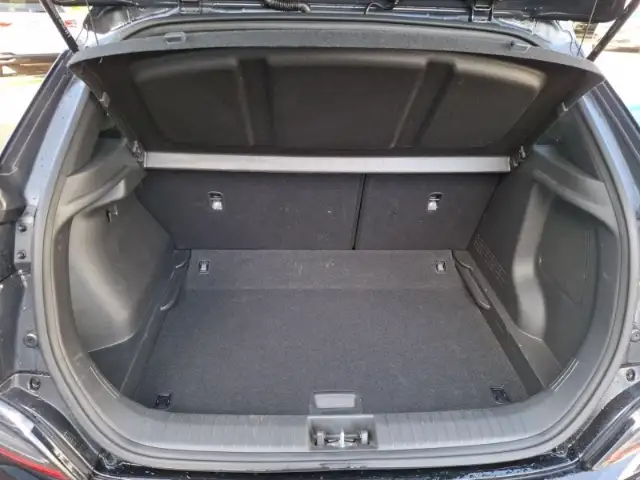 Hyundai Kona view 12