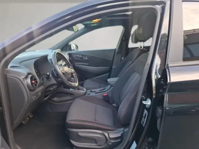 Hyundai Kona view 7