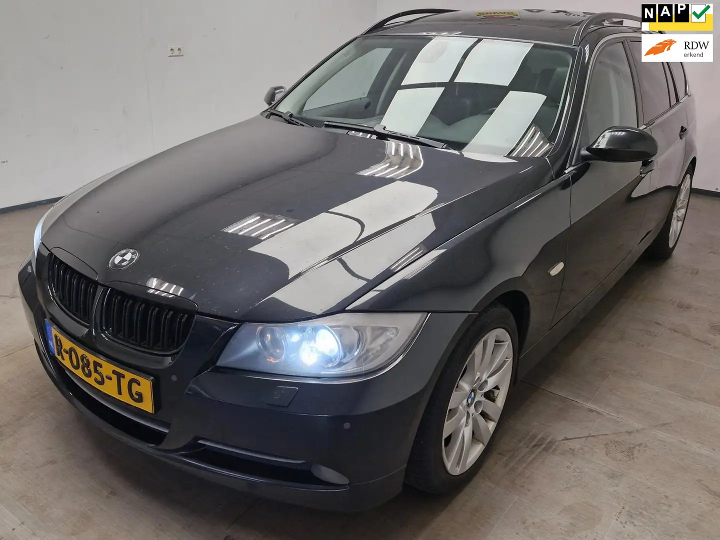 BMW 330 3-serie Touring 330d AUTOMAAT ! OPEN DAK ! RIJD PE Zwart - 1