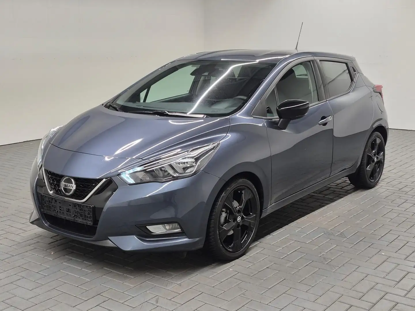 Nissan Micra N-Tec Navi/SHZ/PDC/Kam/Tempom./17-LM Grau - 1